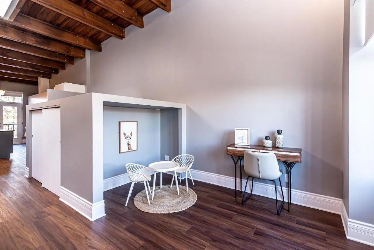Family Friendly 3-Bedroom Beauty In Le Plateau By Denstays Montreal Canada