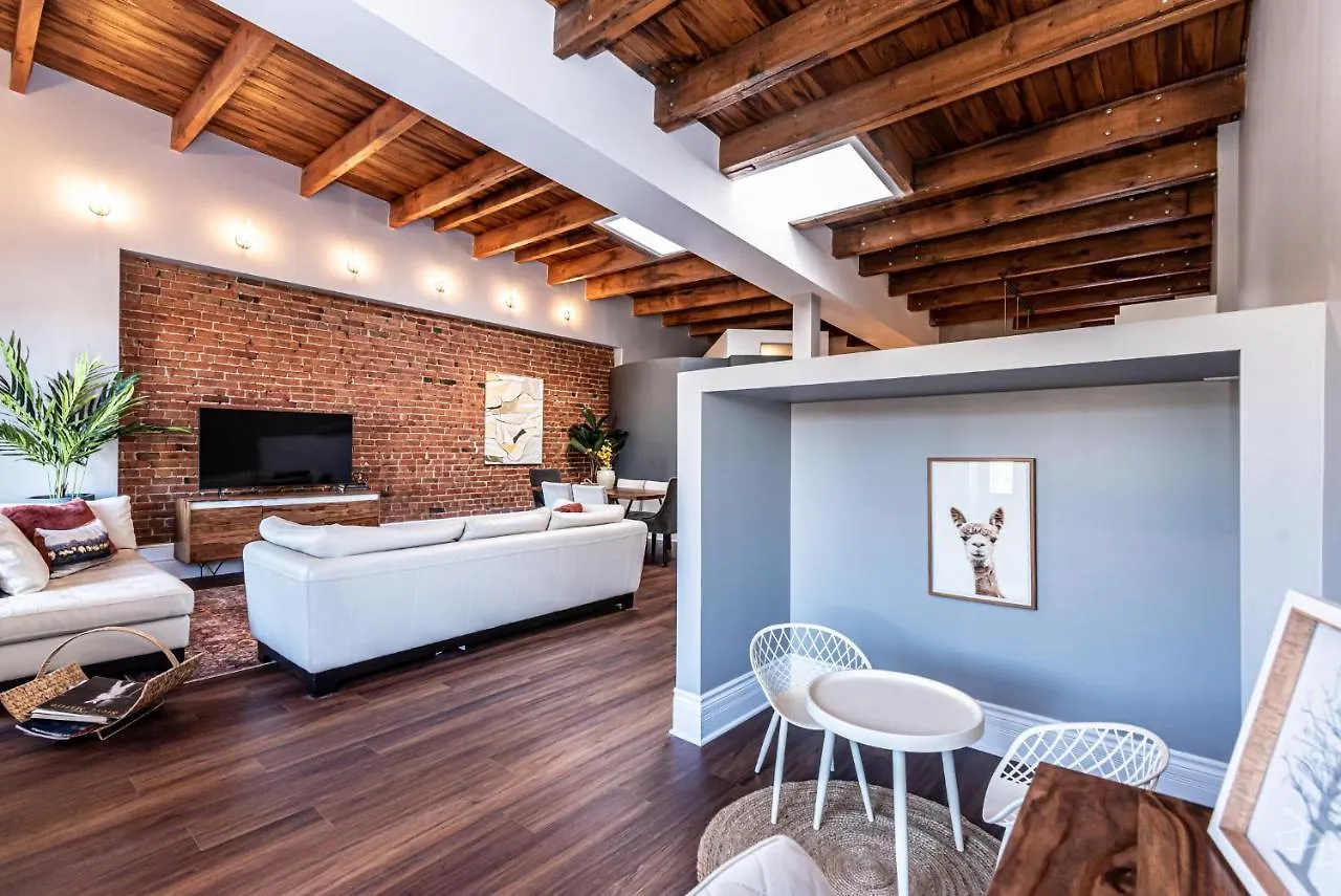 Apartment Family Friendly 3-Bedroom Beauty In Le Plateau By Denstays Montreal